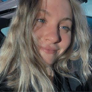 Meet your Posher, Hailey